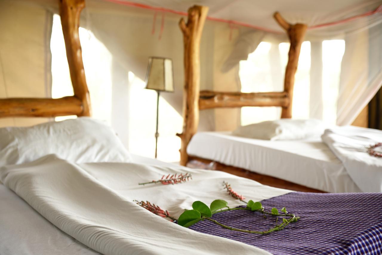 Ikoma Tented Camp Serengeti Exterior photo